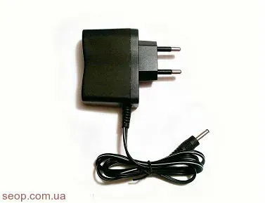 Зарядное устройство для электрошокеров со съемным источником питания